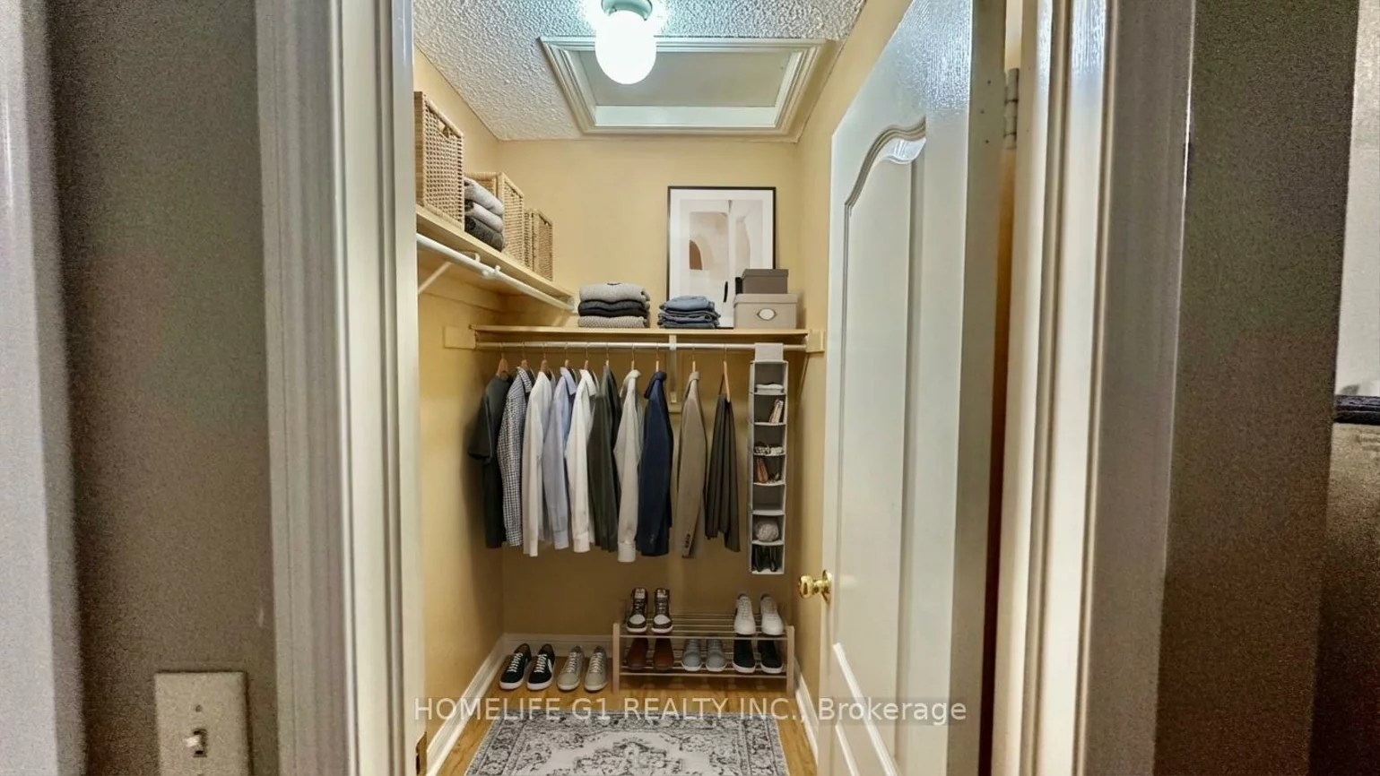 49, Eastway, Gore Industrial North, Brampton