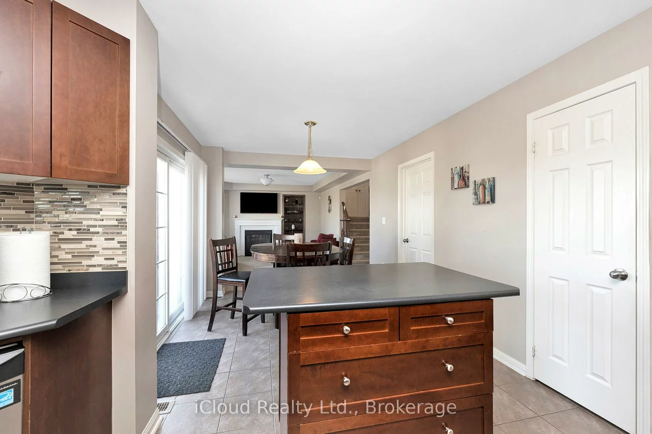 11, Bonavista, Credit Valley, Brampton