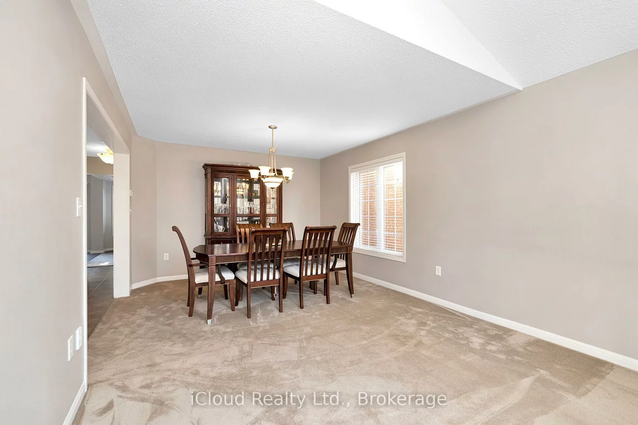 11, Bonavista, Credit Valley, Brampton