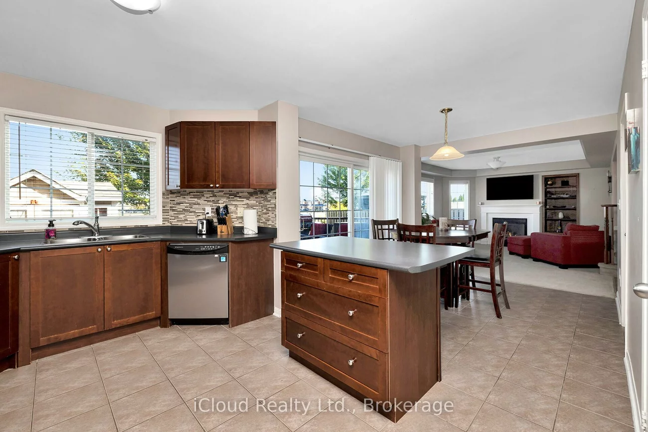 11, Bonavista, Credit Valley, Brampton