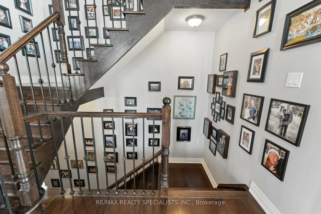 9, Flanders, Credit Valley, Brampton