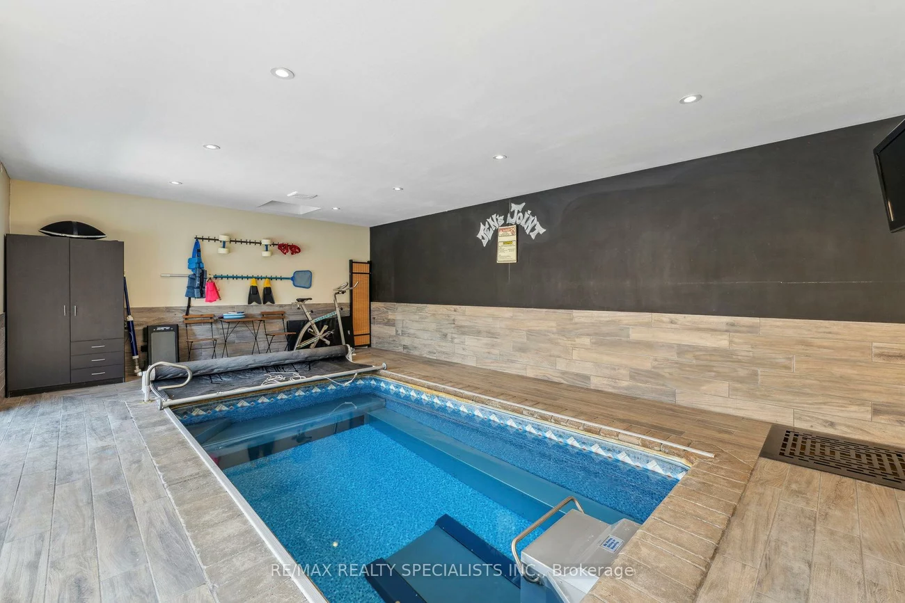 9, Flanders, Credit Valley, Brampton