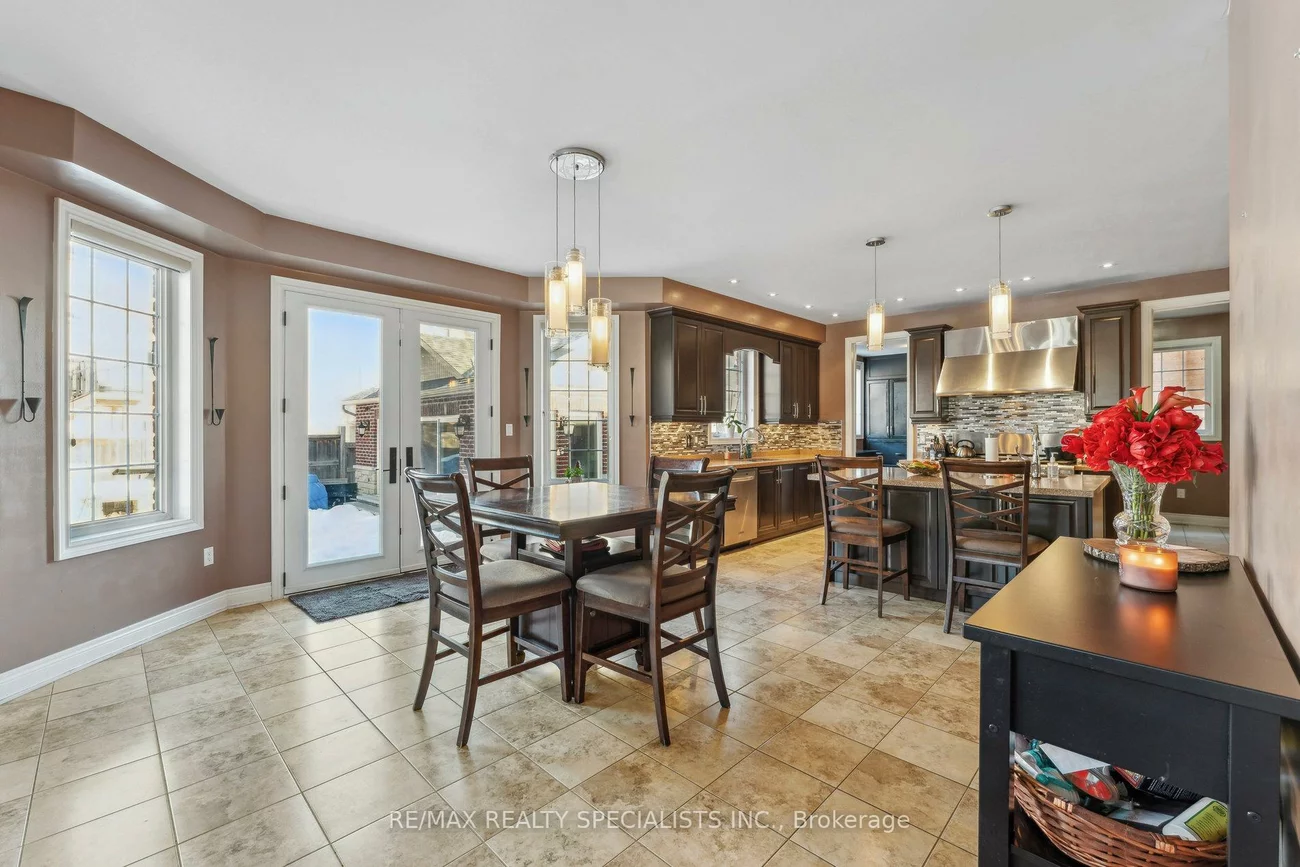 9, Flanders, Credit Valley, Brampton