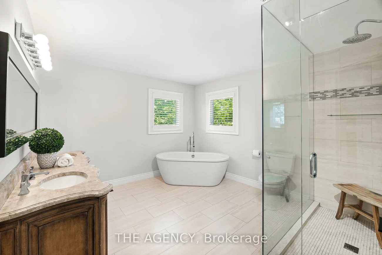 7, Stonegate, Snelgrove, Brampton