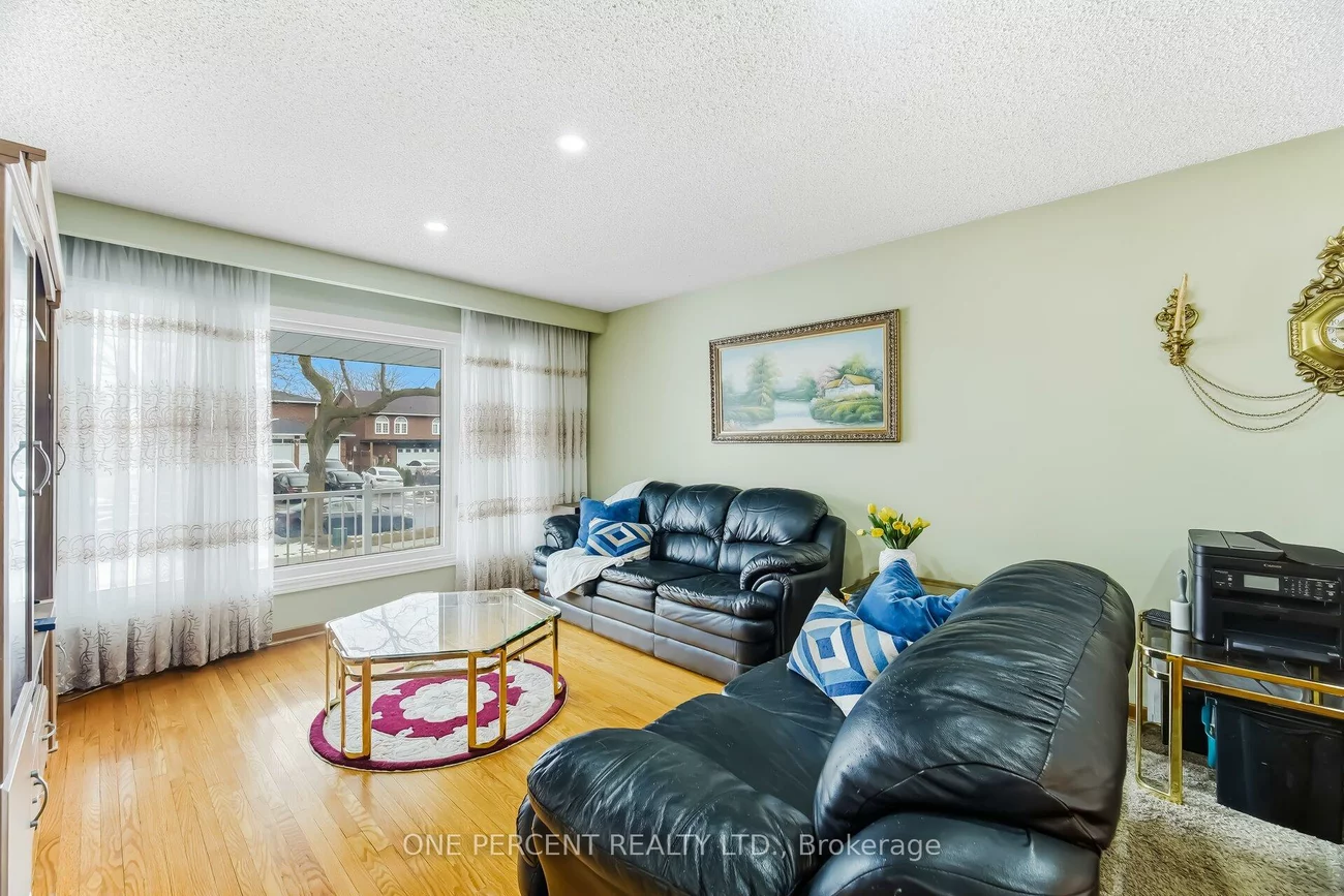 4, Manorcrest, Central Park, Brampton