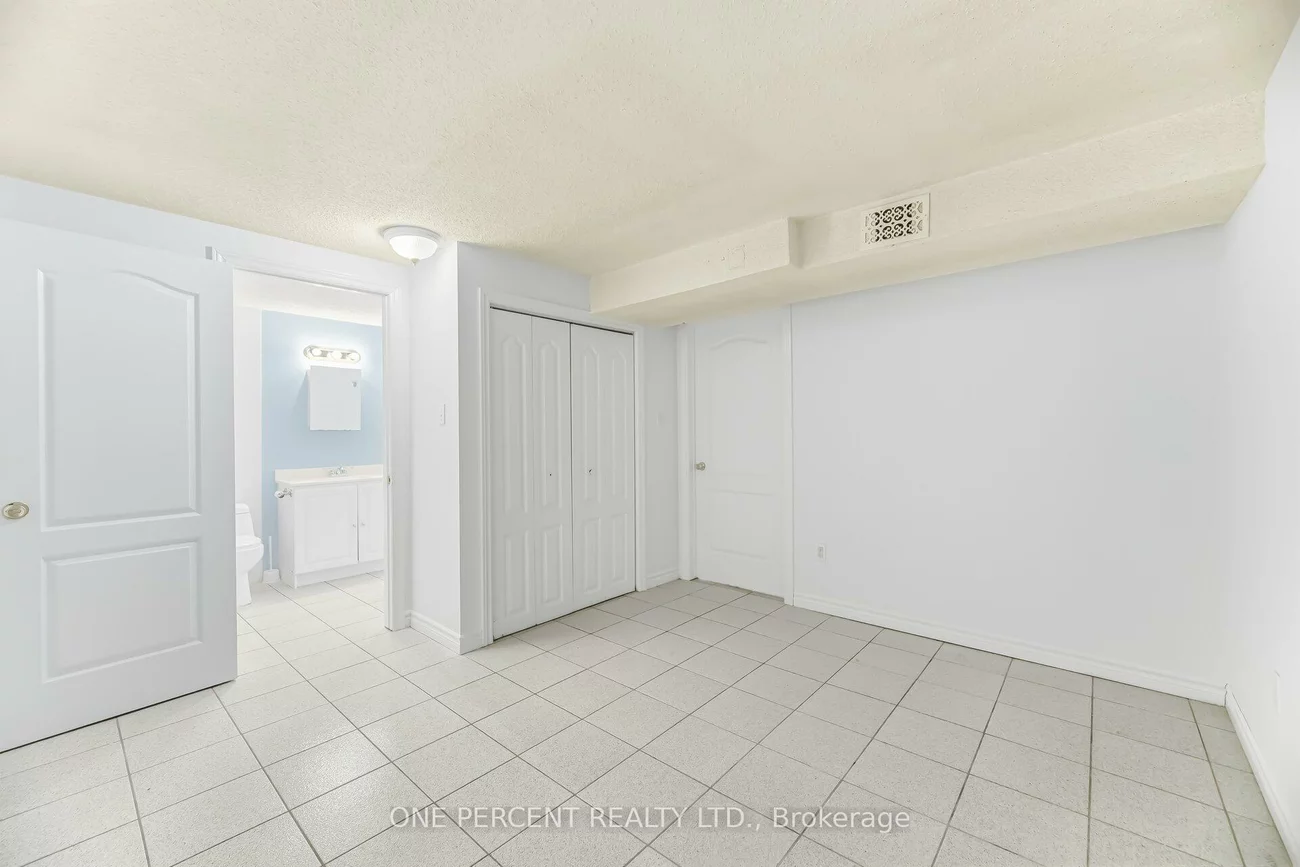 4, Manorcrest, Central Park, Brampton