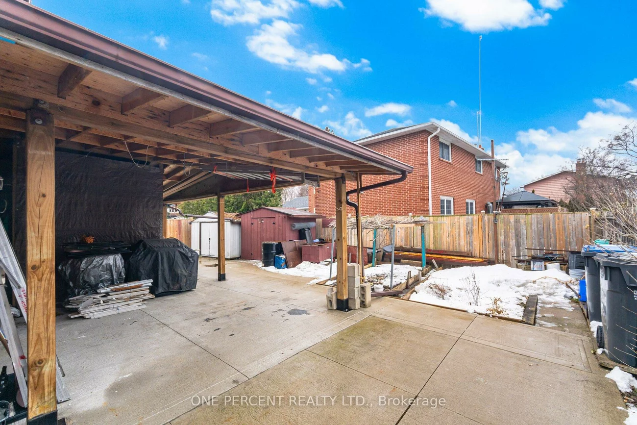 4, Manorcrest, Central Park, Brampton