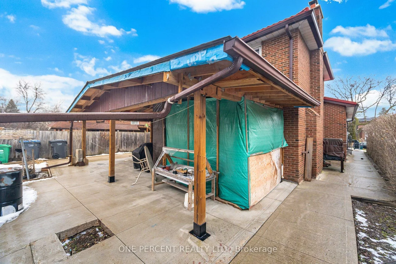 4, Manorcrest, Central Park, Brampton