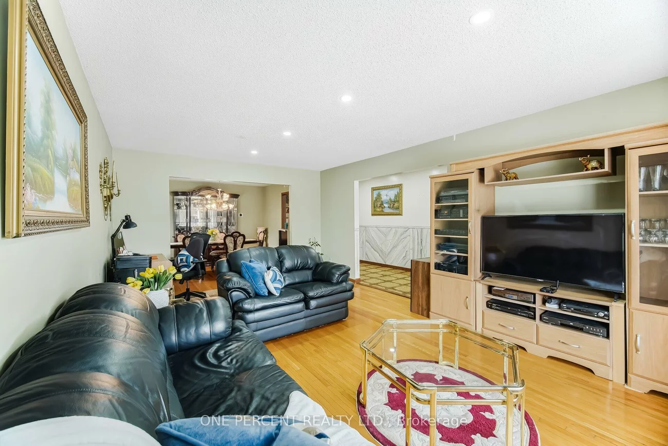 4, Manorcrest, Central Park, Brampton