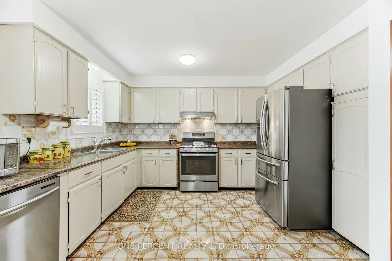 4, Manorcrest, Central Park, Brampton