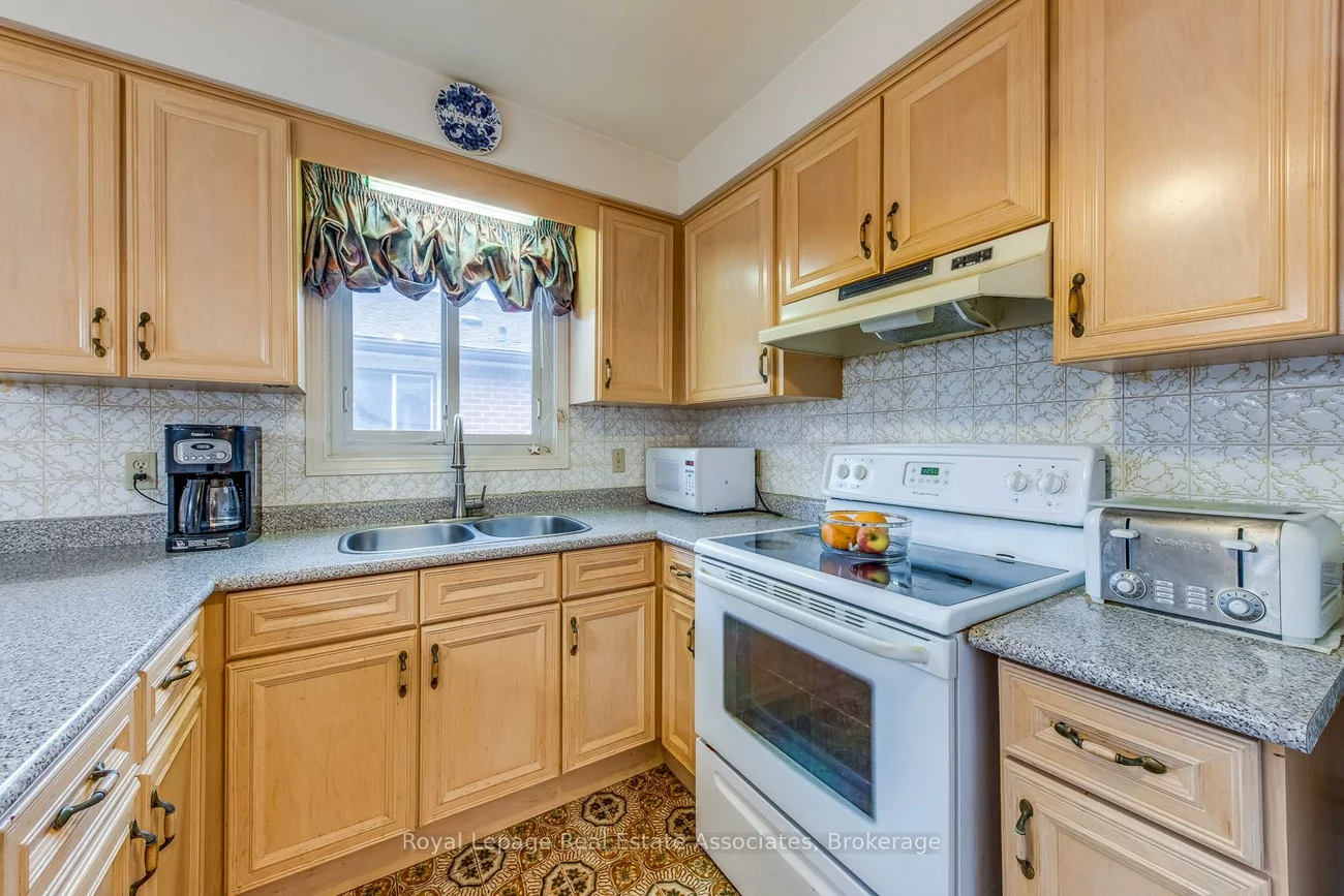 37, Prouse, Brampton North, Brampton