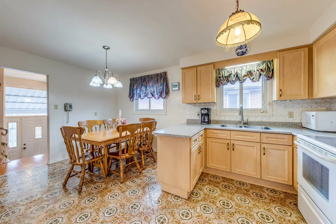 37, Prouse, Brampton North, Brampton