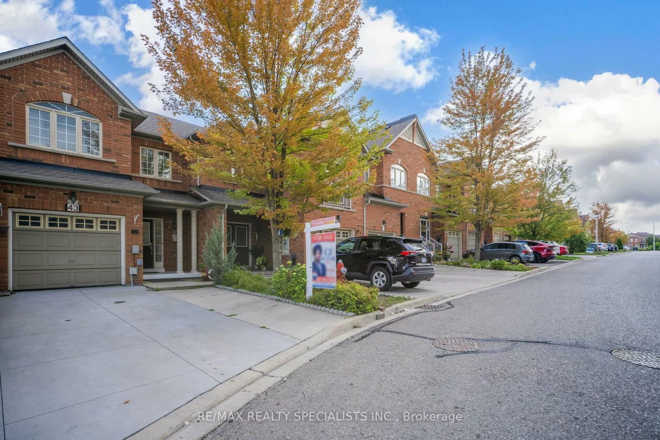 43, Rockgarden, Sandringham-Wellington, Brampton