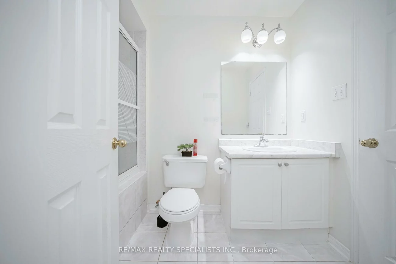 43, Rockgarden, Sandringham-Wellington, Brampton