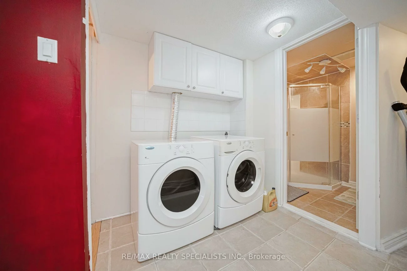 43, Rockgarden, Sandringham-Wellington, Brampton