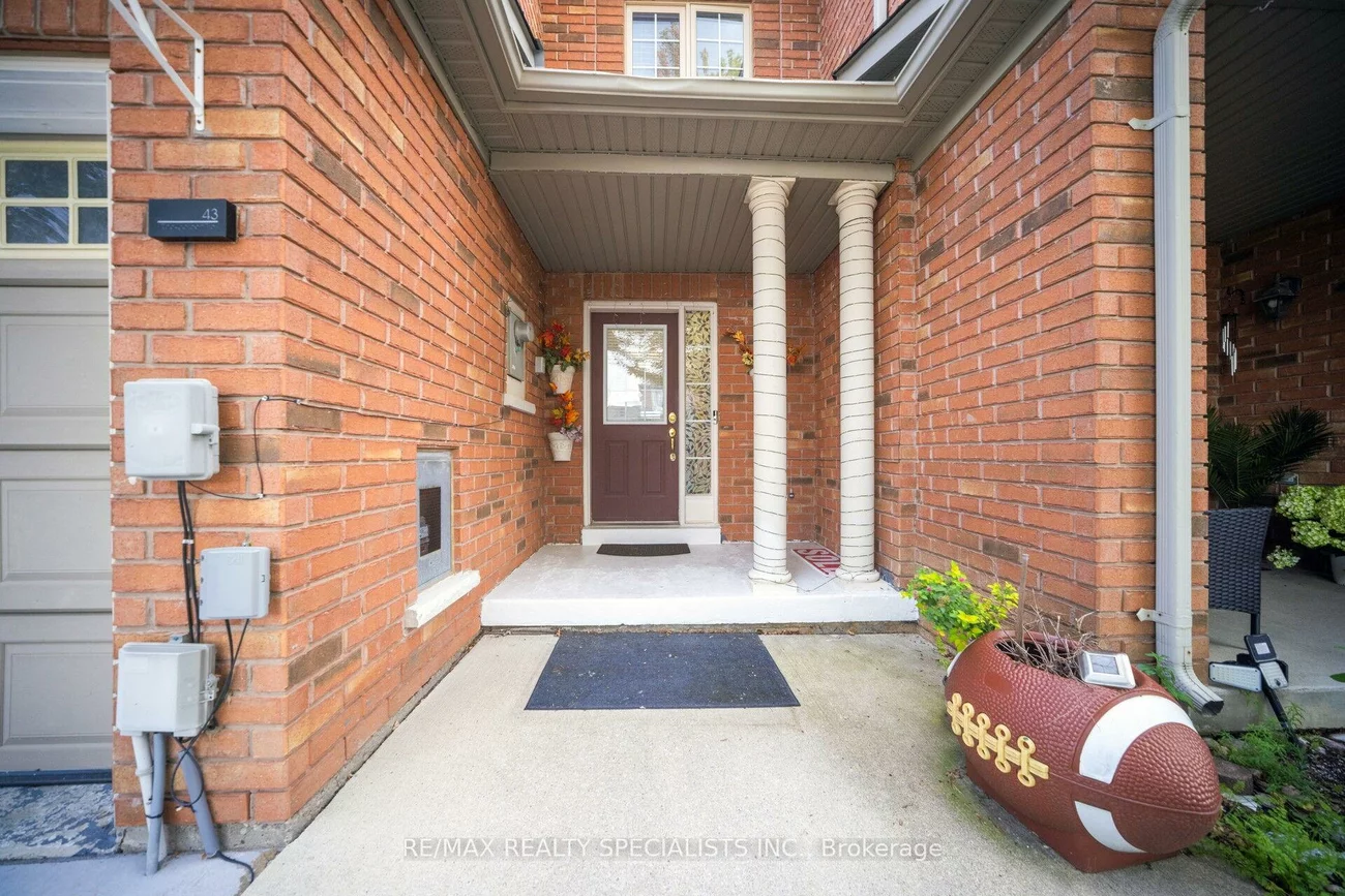 43, Rockgarden, Sandringham-Wellington, Brampton