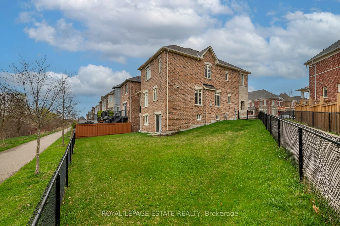 29, Provost, Bram West, Brampton