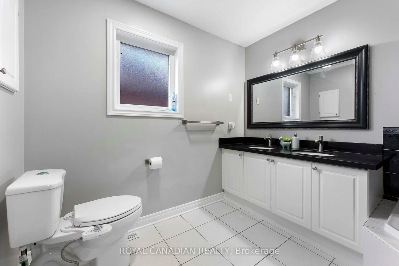 88, Olde Town, Fletcher's Creek Village, Brampton