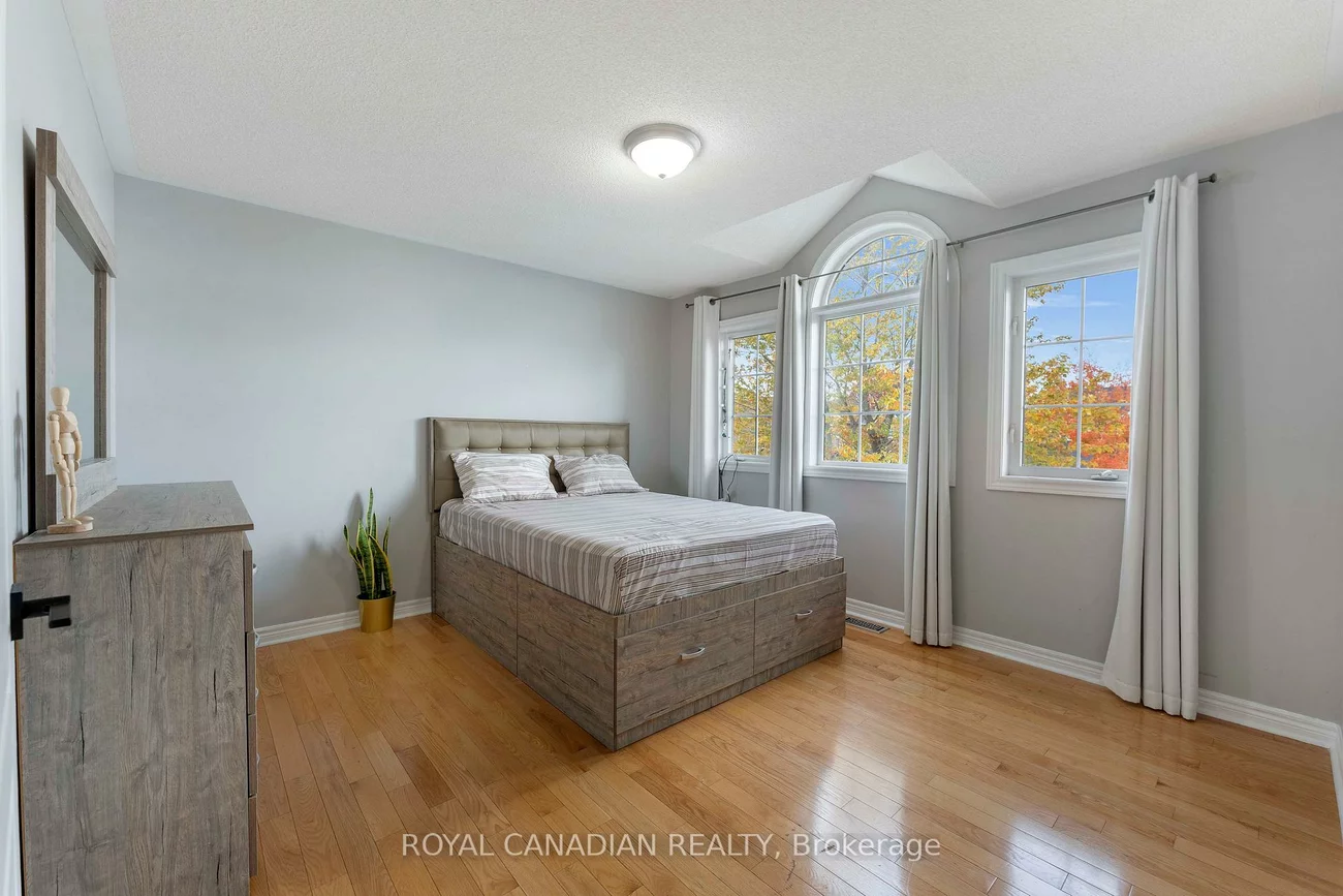 88, Olde Town, Fletcher's Creek Village, Brampton