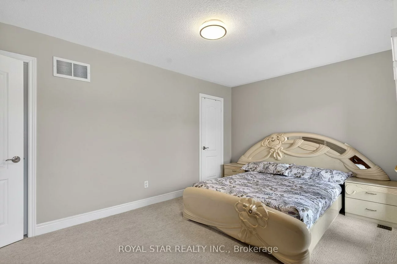 10, Solidarity, Bram West, Brampton