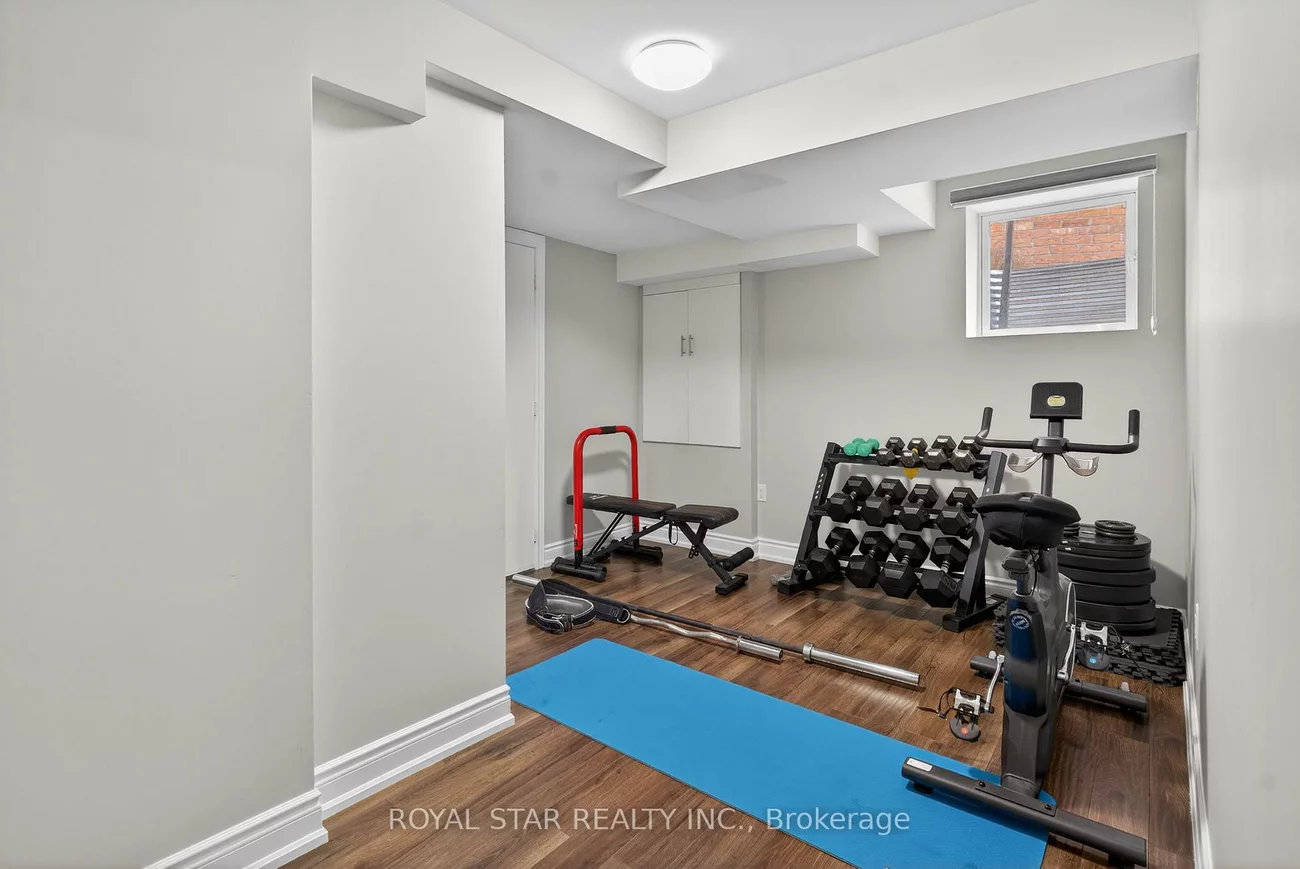 10, Solidarity, Bram West, Brampton