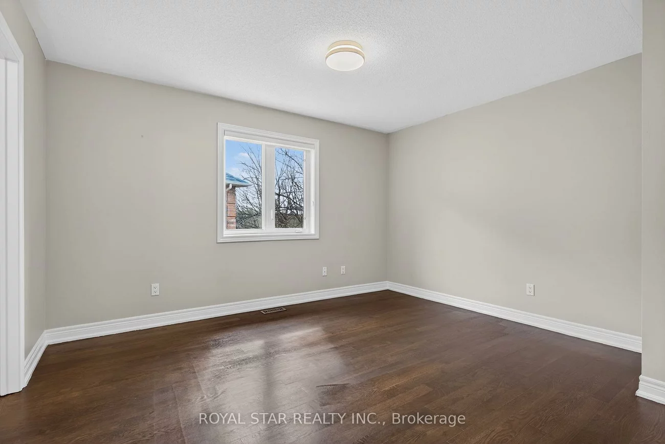 10, Solidarity, Bram West, Brampton