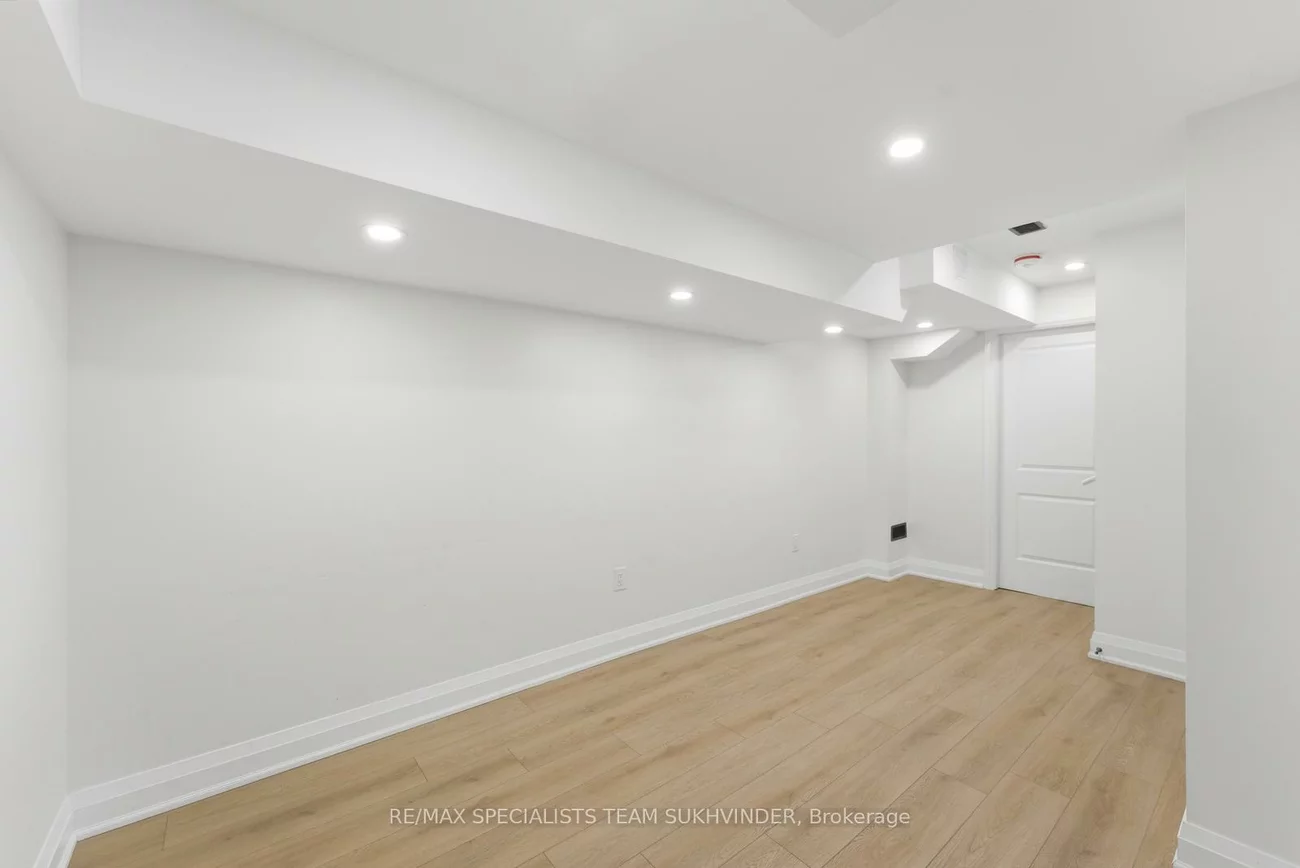 23, Duxbury, Sandringham-Wellington North, Brampton