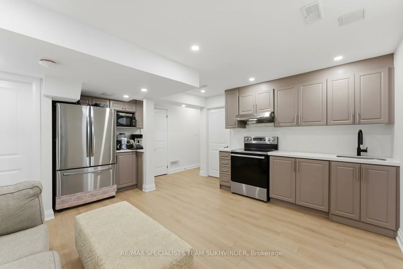 23, Duxbury, Sandringham-Wellington North, Brampton