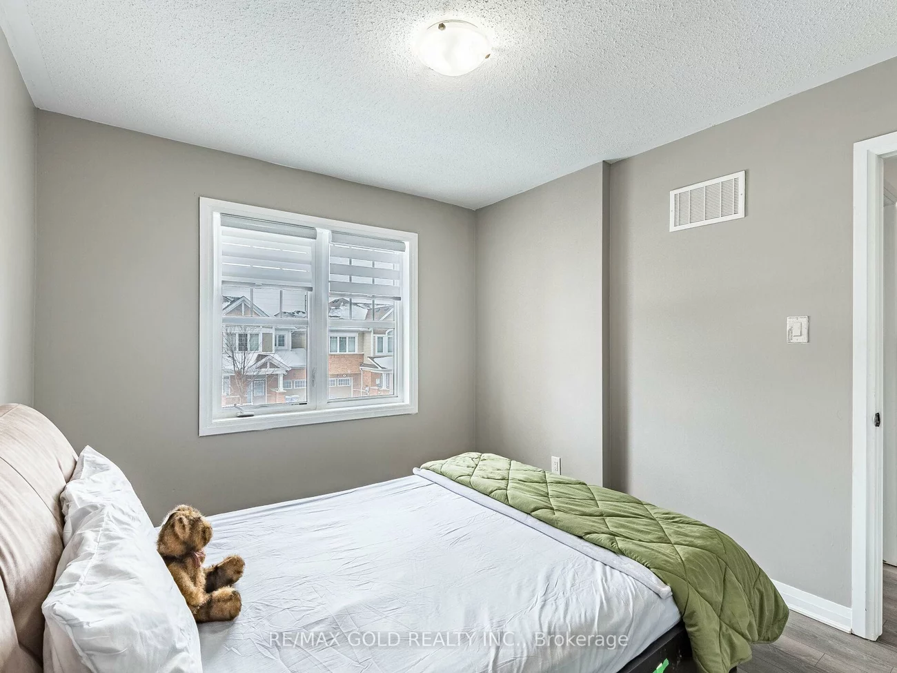 19, Lothbury, Northwest Brampton, Brampton