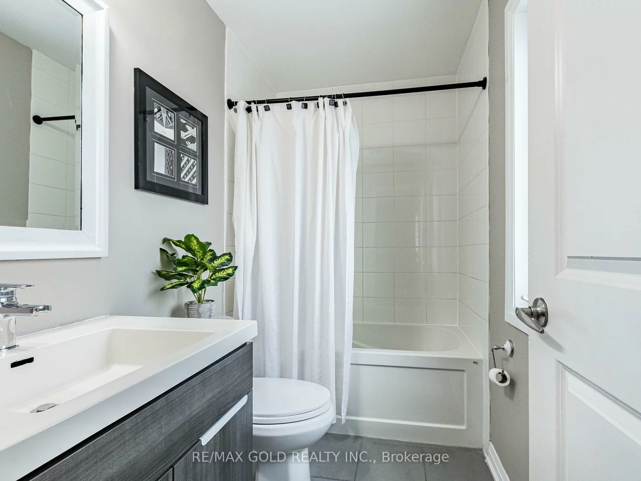 19, Lothbury, Northwest Brampton, Brampton