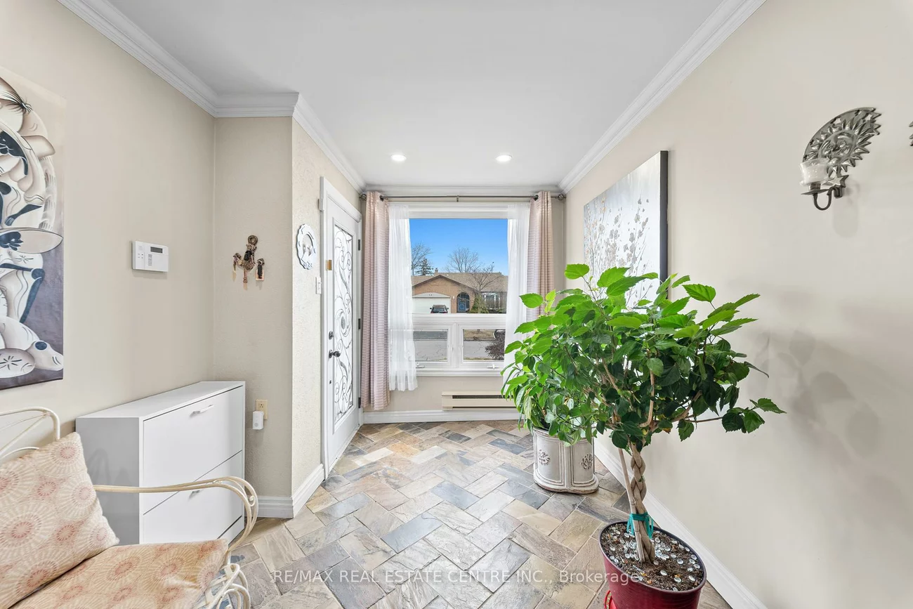 15, Blackthorn, Brampton North, Brampton