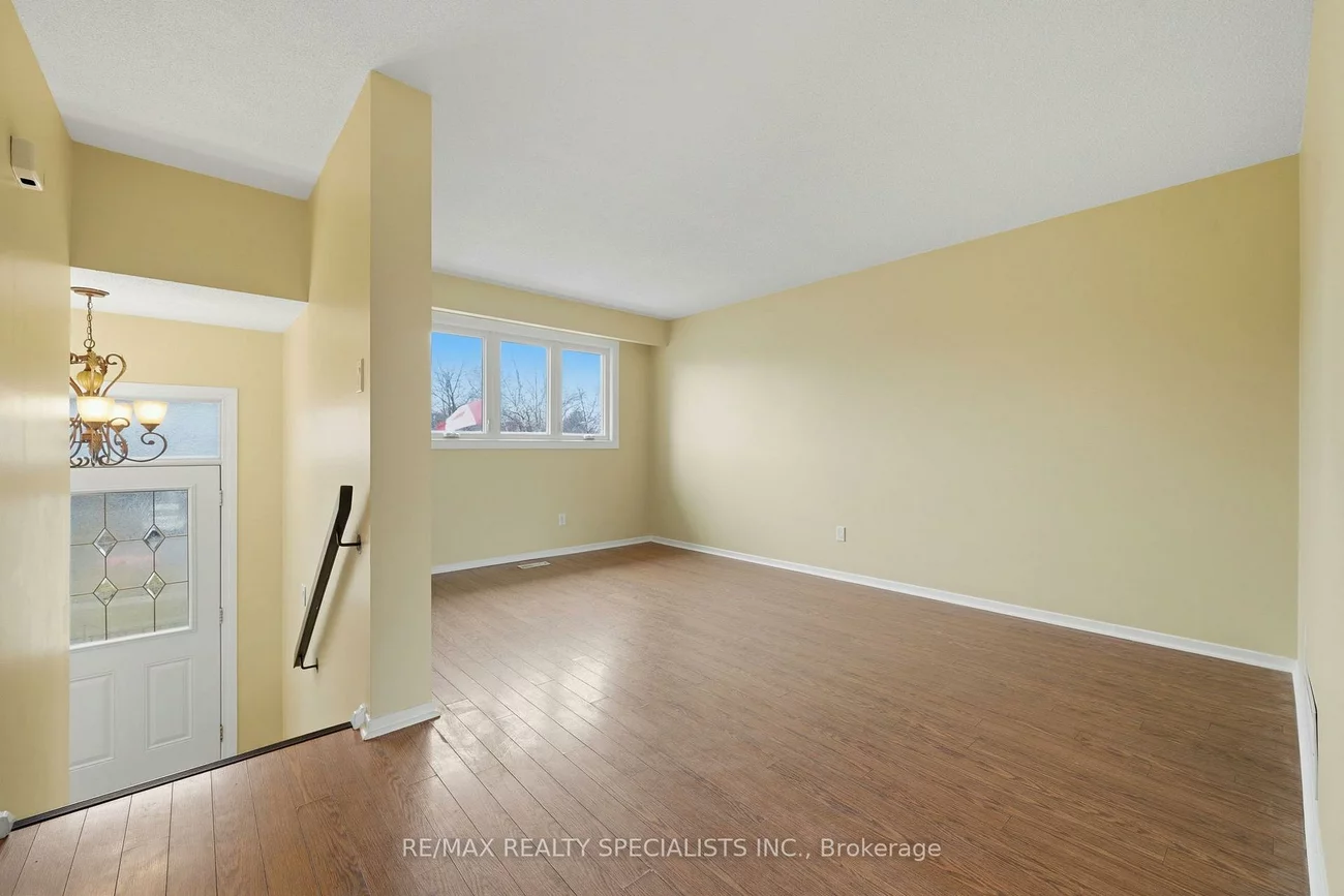 44, Fanshawe, Heart Lake West, Brampton