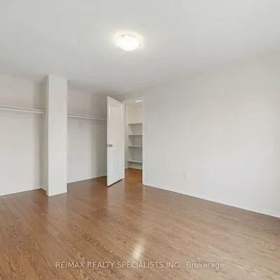 44, Fanshawe, Heart Lake West, Brampton