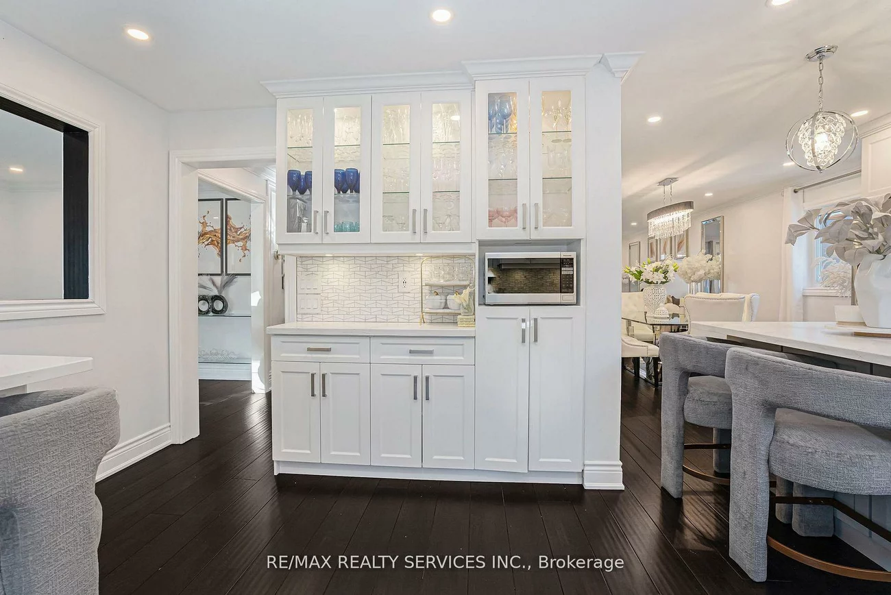 18, Creekview, Heart Lake West, Brampton