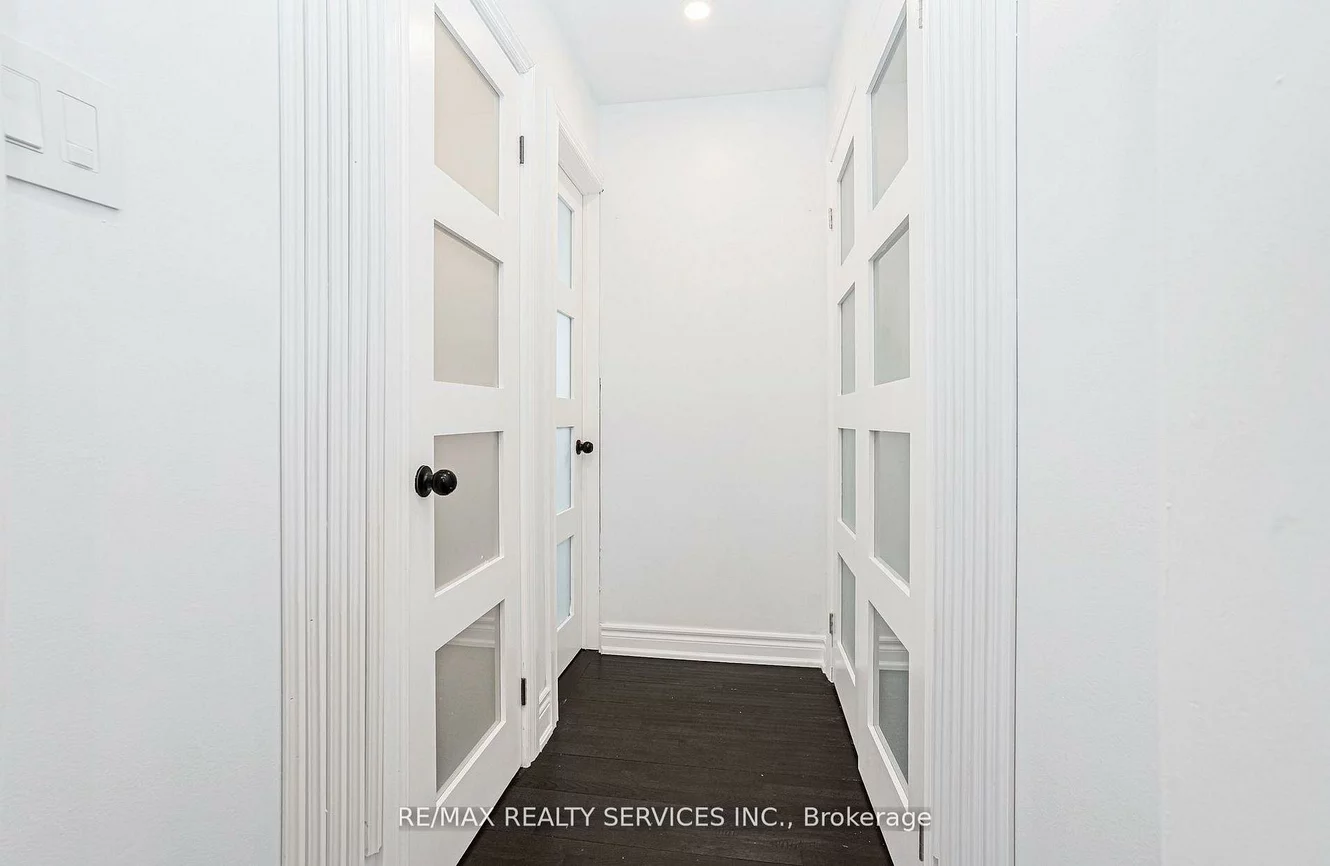 18, Creekview, Heart Lake West, Brampton