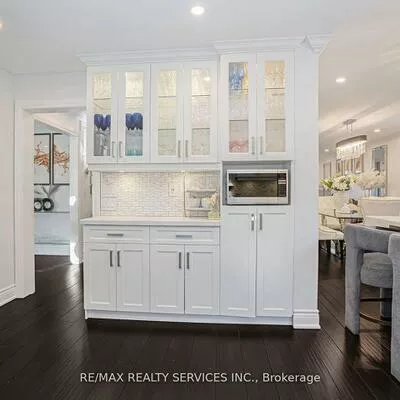 18, Creekview, Heart Lake West, Brampton