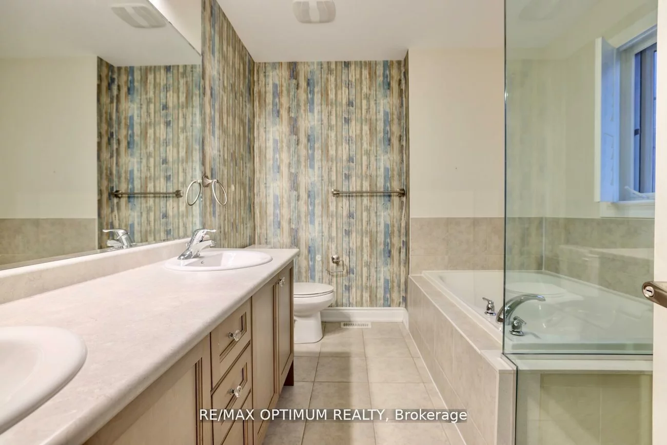 42, OAKMORE, Bram West, Brampton