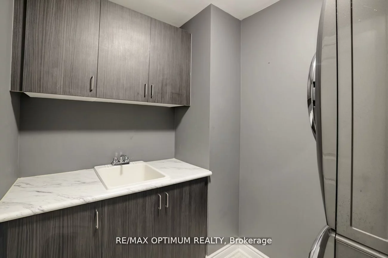 42, OAKMORE, Bram West, Brampton