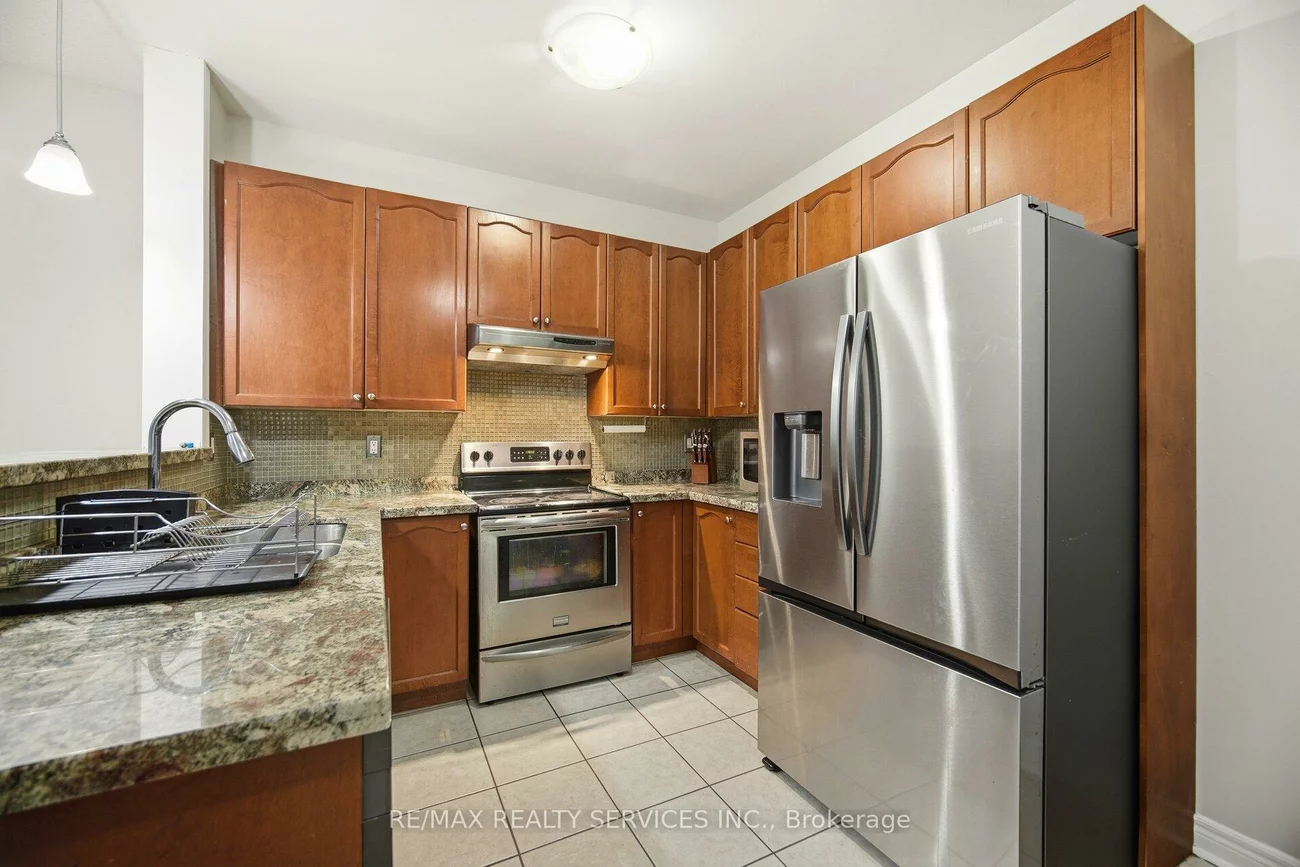 31, Seahorse, Madoc, Brampton