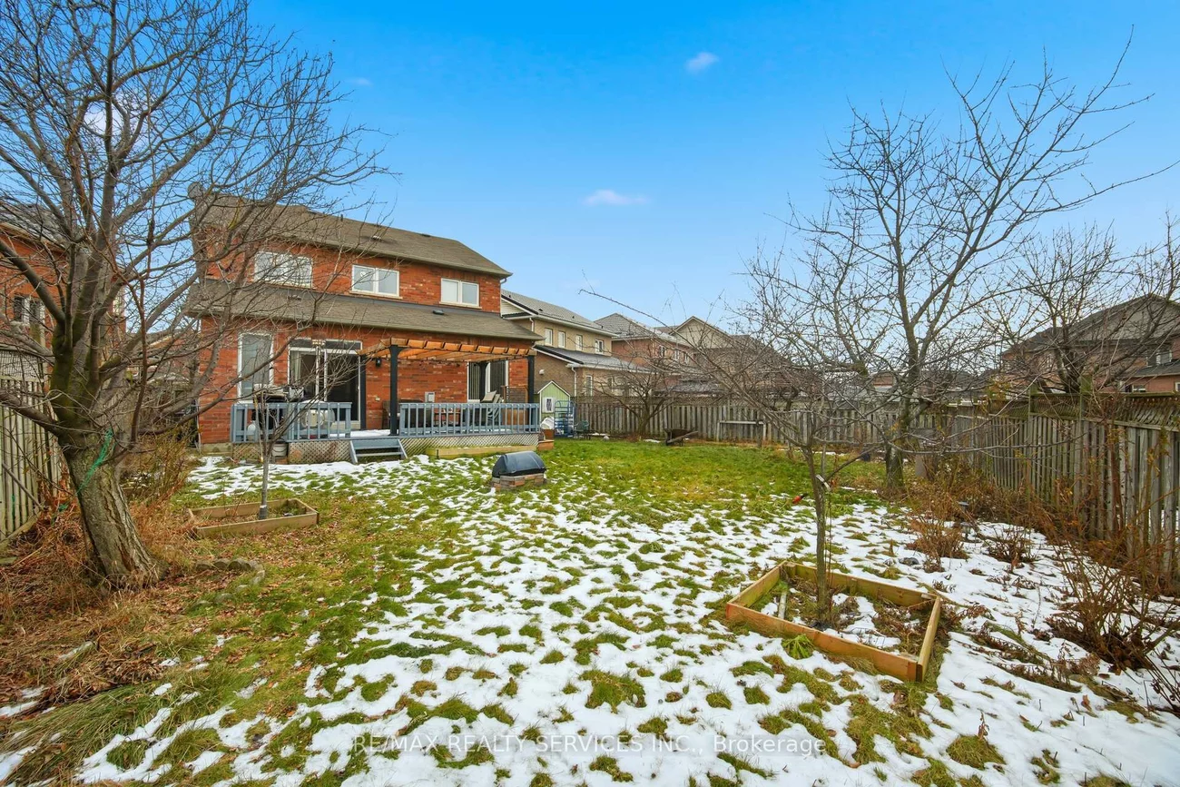 31, Seahorse, Madoc, Brampton