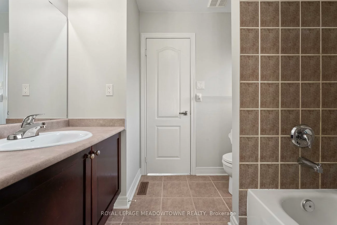 9, Black Bear, Bram West, Brampton