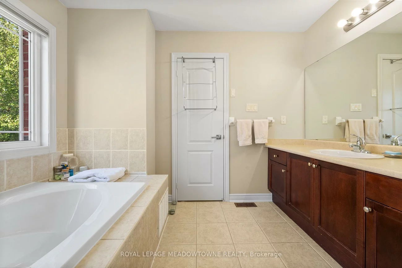 9, Black Bear, Bram West, Brampton