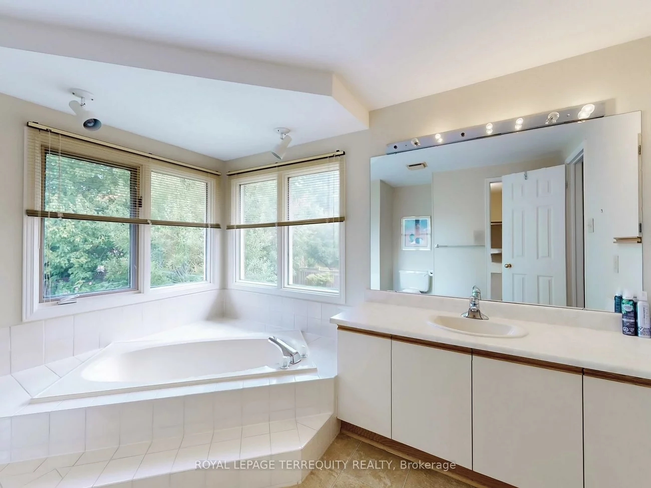 4, Mowat, Heart Lake East, Brampton