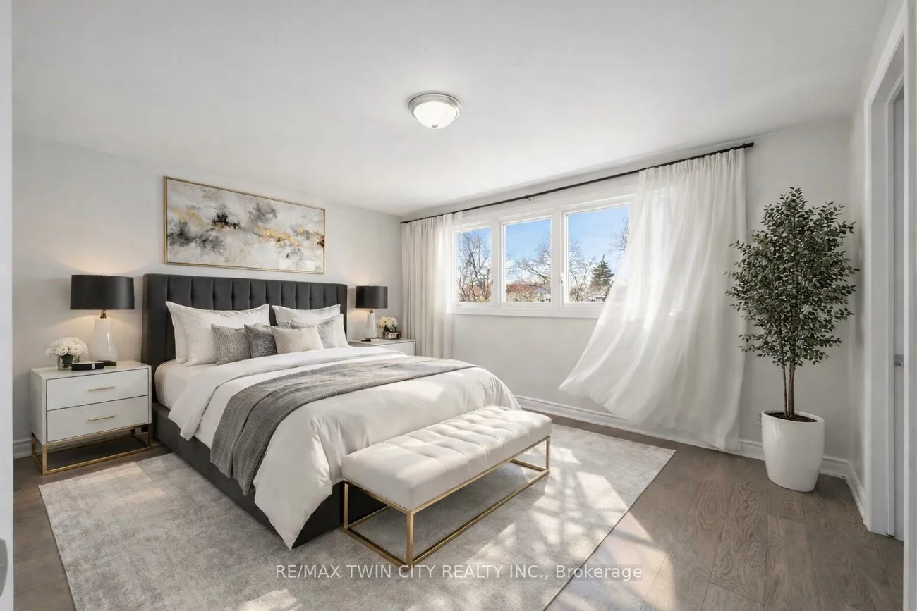 25, Seaborn, Madoc, Brampton