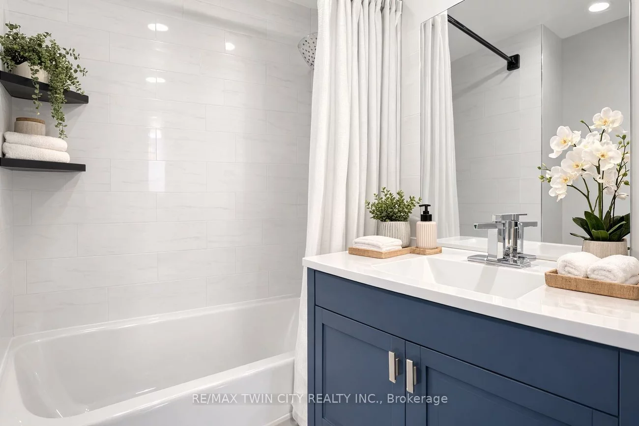 25, Seaborn, Madoc, Brampton