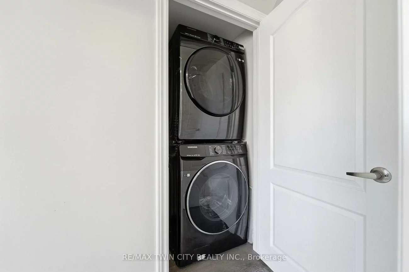 25, Seaborn, Madoc, Brampton