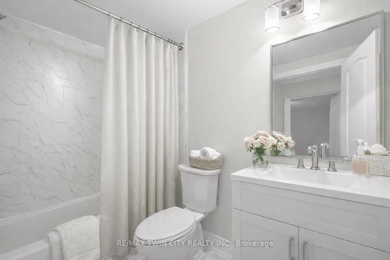 25, Seaborn, Madoc, Brampton