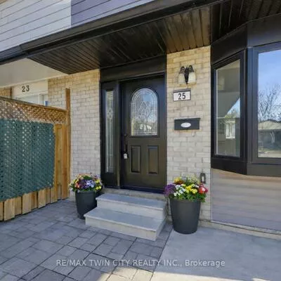 25, Seaborn, Madoc, Brampton