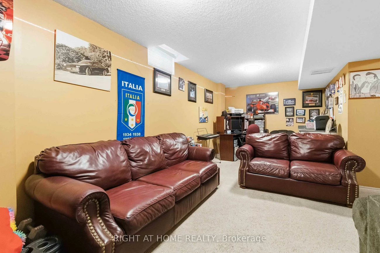 26, Courtsfield, Fletcher's Meadow, Brampton