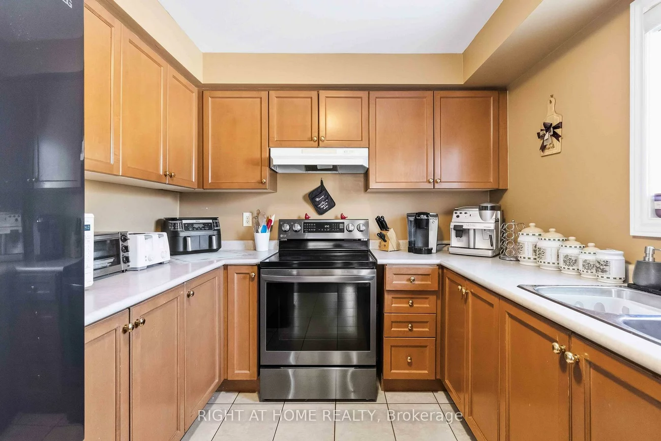 26, Courtsfield, Fletcher's Meadow, Brampton